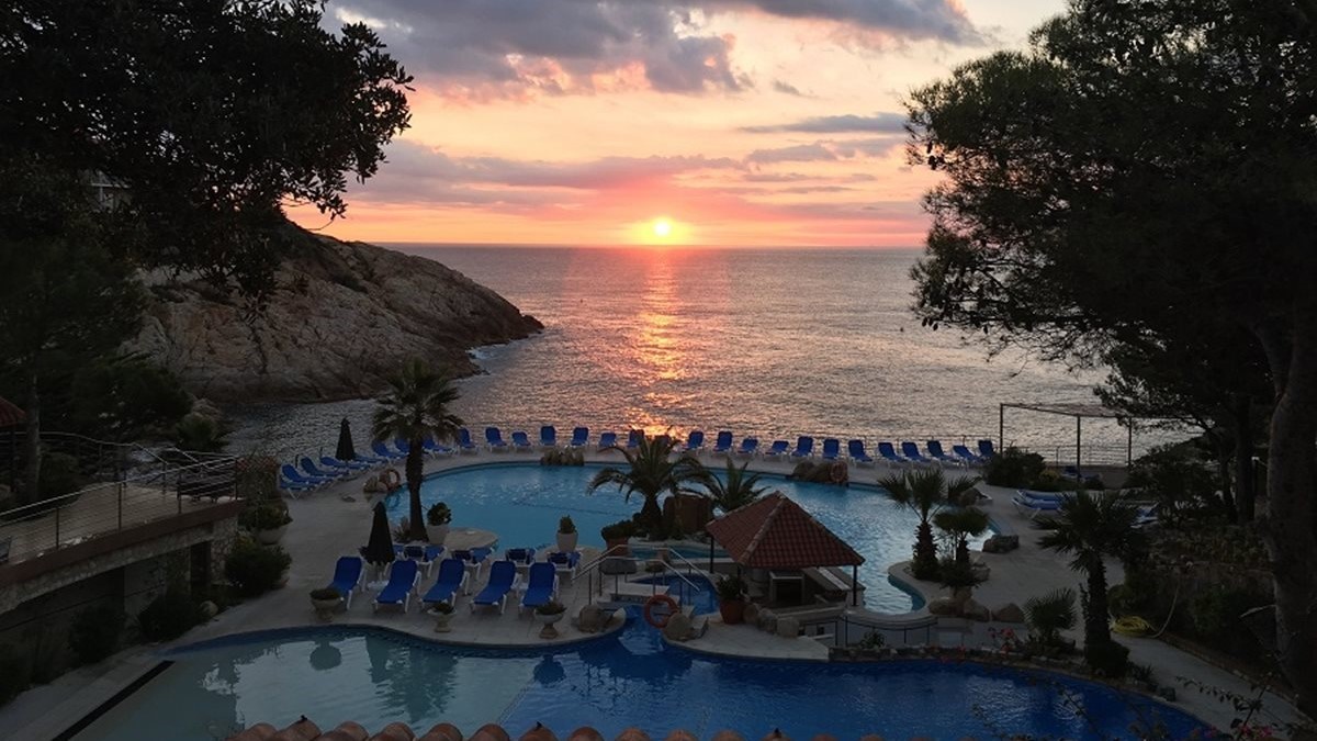 Port Salvi Resort
