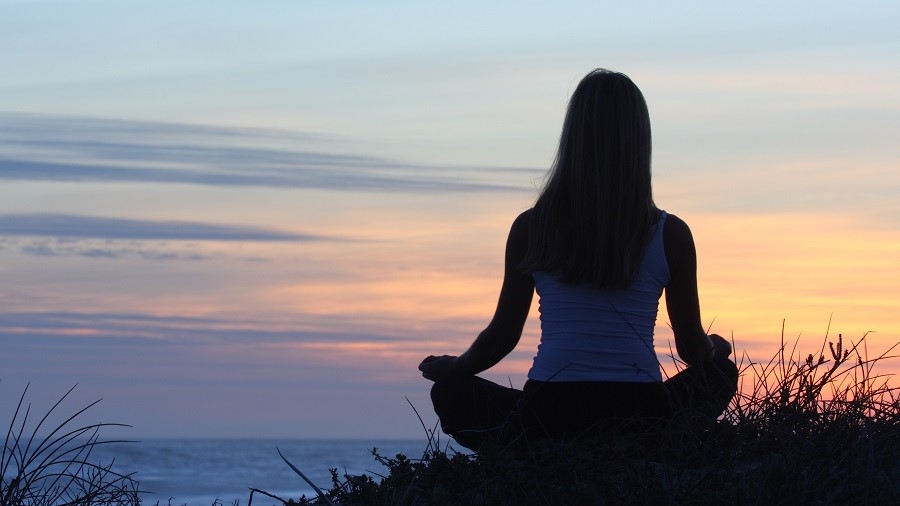 Ayurveda Morgenritual: Yoga am Morgen